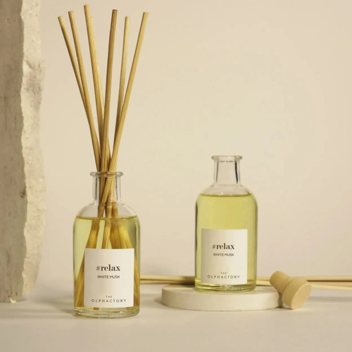 Room Diffuser White Musk 250ml i gruppen Hem & Själ / Ritual & Ceremoni / Rökelse, Ljus & Dofter hos Rawfoodshop Scandinavia AB (MK250MBTO)