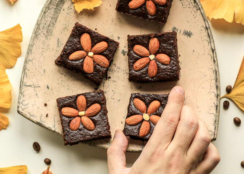 Vegansk kladdkaka - lyxigt, enkelt och helt växtbaserat